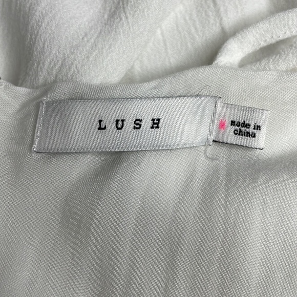 LUSH women’s sleeveless top with embroidery at top and along hem. Open back. EUC - Picture 11 of 11